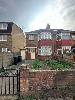 3 bedroom terraced house for sale, Cyprus Road, London, N9