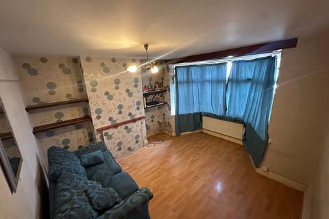 3 bedroom terraced house for sale, Cyprus Road, London, N9
