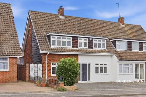 undefined, Nursery Road, Hook End, CM15