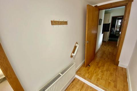 2 bedroom flat to rent, Neath Road, Plasmarl, , Swansea