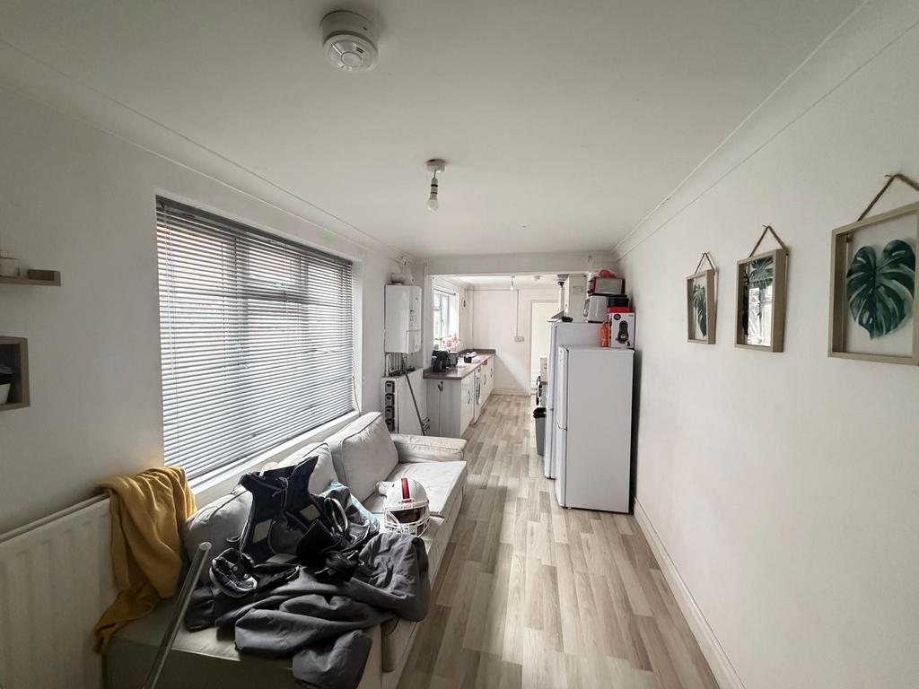 Kitchen lounge