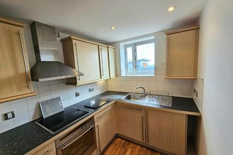2 bedroom flat to rent, The Ropewalk, Nottingham NG1