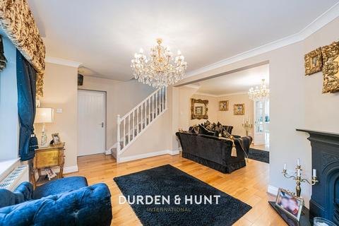 4 bedroom semi-detached house for sale, London Road, Stanford Rivers, CM5