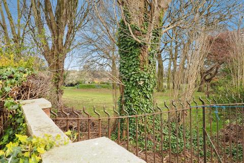 undefined, Fernwood Crescent, Wollaton, Nottingham, NG8
