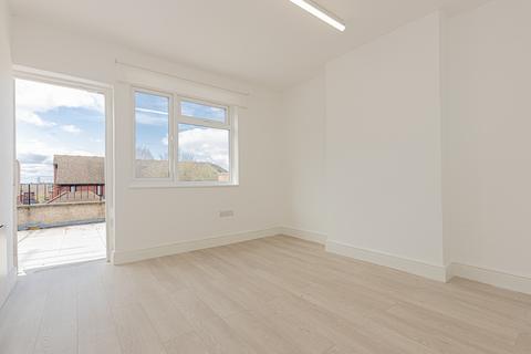 undefined, Chingford Mount Road, London E4