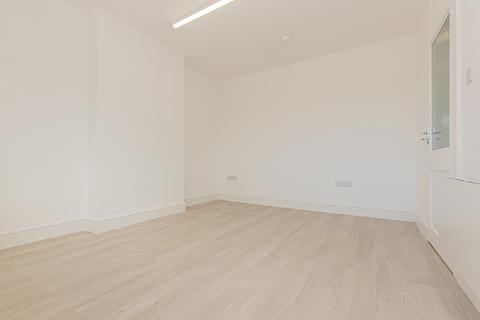 undefined, Chingford Mount Road, London E4