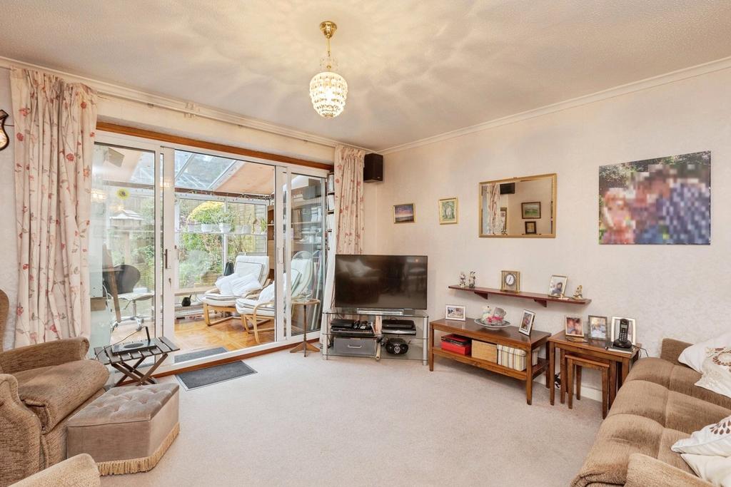 House in Tunbridge Wells, Southborough - View 5