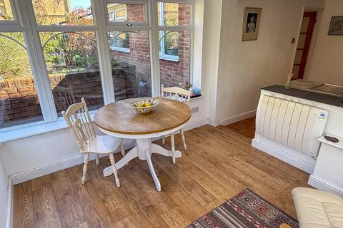 2 bedroom detached bungalow for sale, Compton Road, East Ilsley, Newbury, RG20