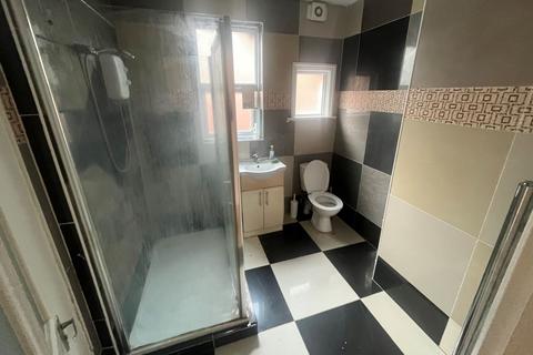 undefined, Lea Bridge Road, London E10