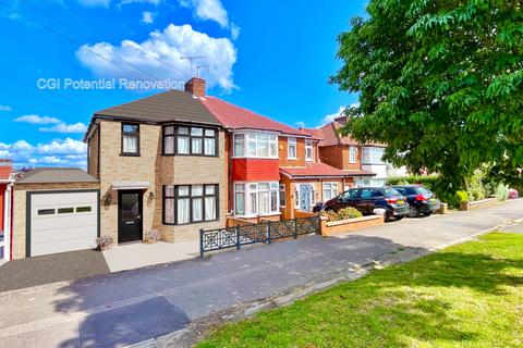undefined, Whitton Avenue East, Greenford, UB6