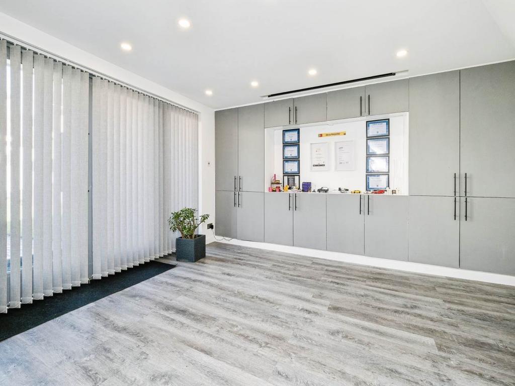 Garden Room-Playroom