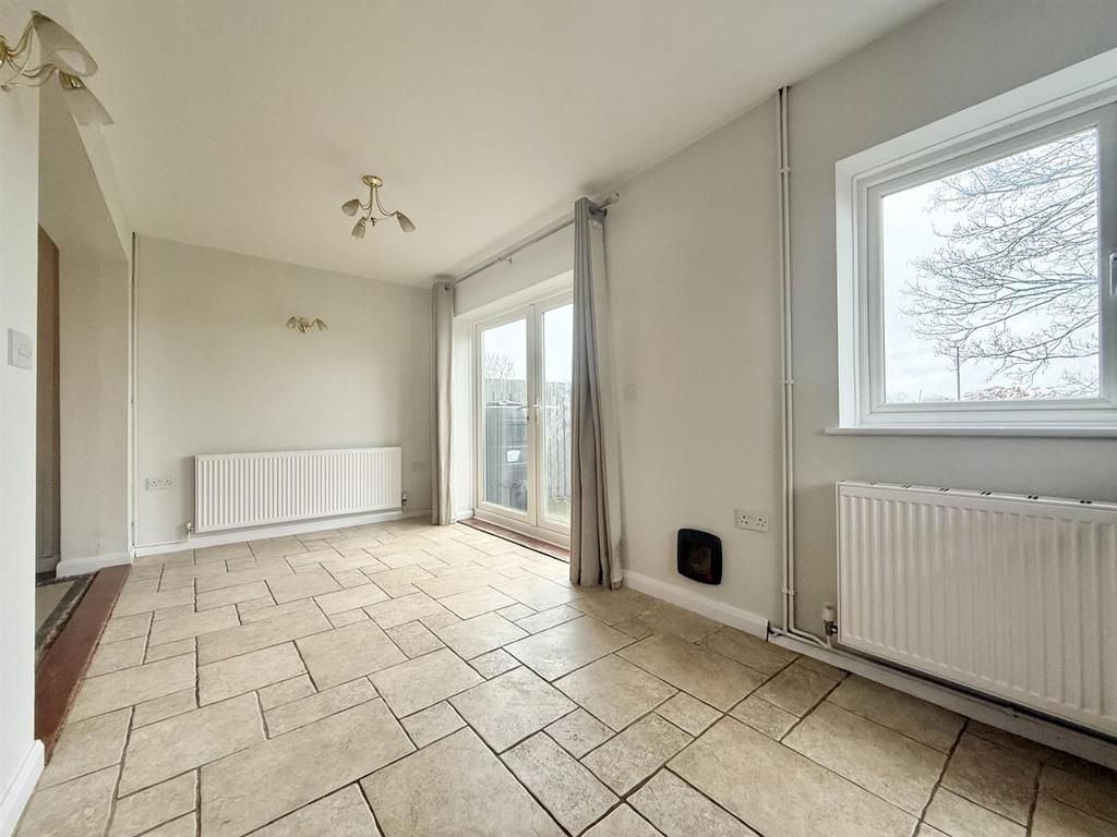 Dining Room.jpg