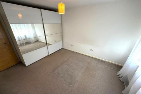 2 bedroom semi-detached bungalow to rent, 31 Ffordd Beck, Gowerton, Swansea