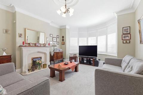 4 bedroom semi-detached house for sale, Shaftesbury Avenue, Thorpe Bay, Essex, SS1