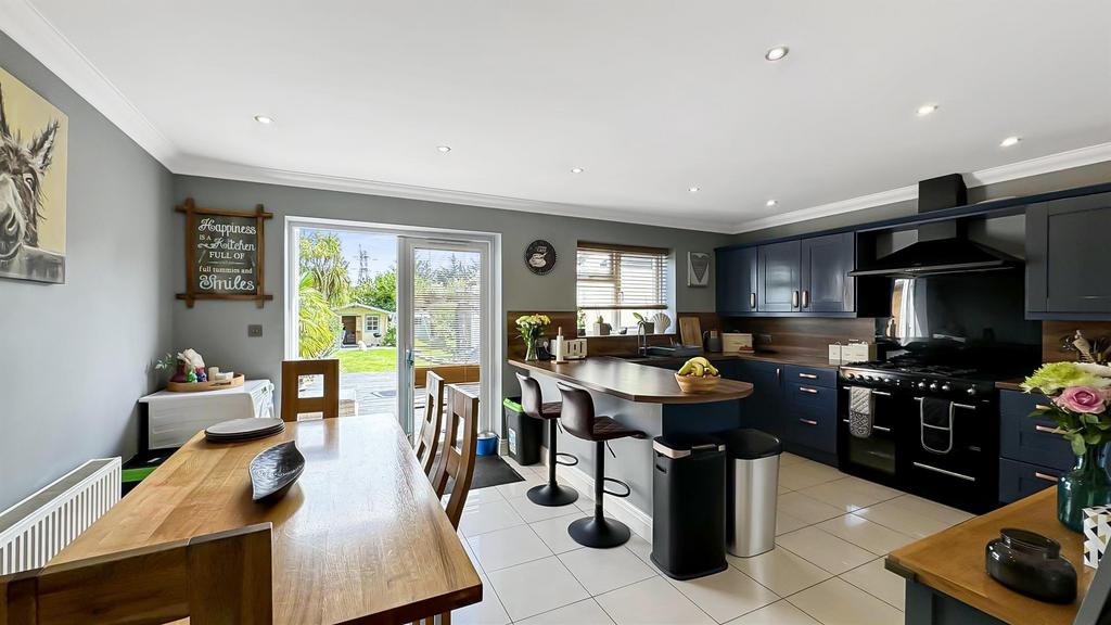 Kitchen Diner