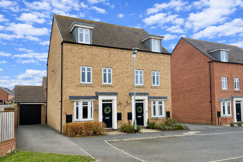 4 bedroom townhouse for sale, Wetherby ~ Sandbeck Close, LS22