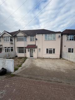 1 bedroom in a house share to rent, Colnbrook By-Pass, West Drayton, UB7