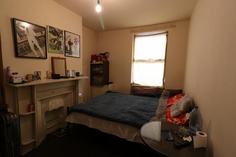 undefined, Luton LU1