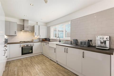 undefined, Bond Place, Glasgow, G43