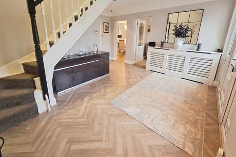 5 bedroom detached house for sale, Elmers Green, Lancashire WN8