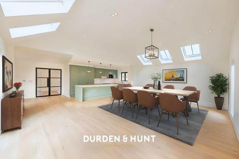 4 bedroom detached house for sale, Epping Lane, Stapleford Tawney, RM4