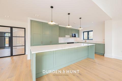 4 bedroom detached house for sale, Epping Lane, Stapleford Tawney, RM4