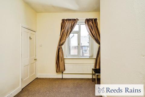 2 bedroom terraced house to rent, Milford Street, Greater Manchester M6