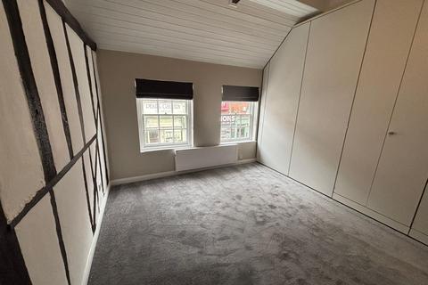 3 bedroom semi-detached house to rent, Charles Street, Windsor, Berkshire SL4