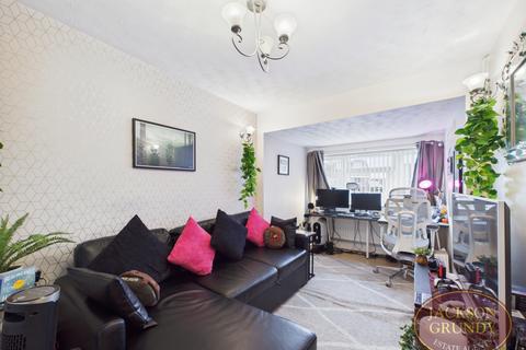 3 bedroom terraced house for sale, Cottingham Drive, Moulton, NN3 7LG