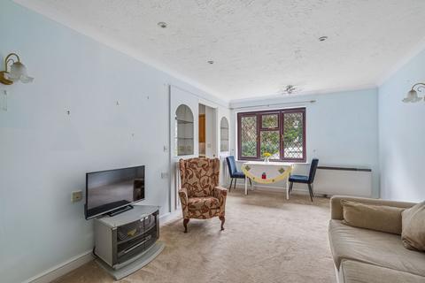 2 bedroom flat for sale, Turneys Orchard, Rickmansworth WD3
