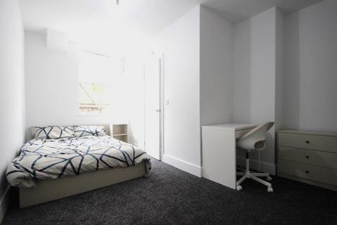 undefined, Room 4, 8 Vale View, Porthill