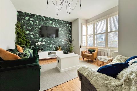 4 bedroom semi-detached house for sale, Footscray Road, London SE9