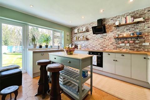 4 bedroom semi-detached house for sale, Footscray Road, London SE9