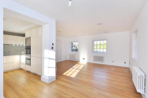 2 bedroom apartment to rent, Vitali Close London SW15