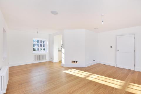 2 bedroom apartment to rent, Vitali Close London SW15