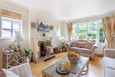4 bedroom house for sale, Avenue Road, Farnborough, GU14