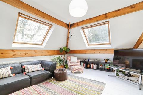 4 bedroom detached house for sale, New Street, Farsley, PUDSEY