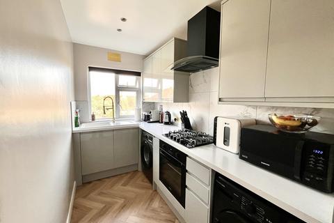 undefined, Glen Road, Chessington, Surrey. KT9 1HD