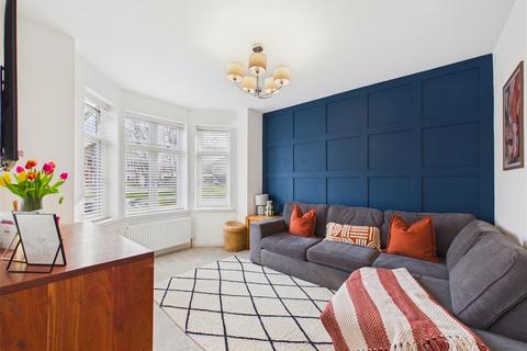 4 bedroom semi-detached house for sale, Boothferry Road, Hessle