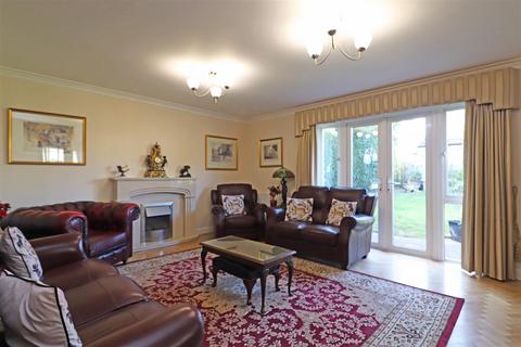 undefined, London Road South, Merstham