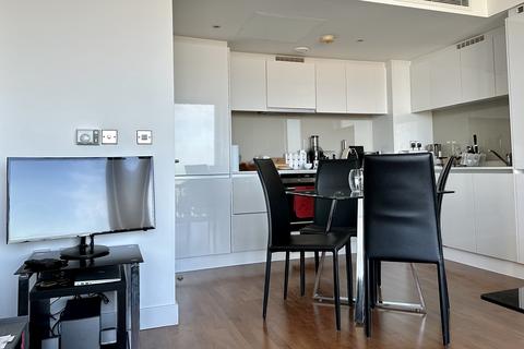 1 bedroom apartment to rent, Landmark East Tower, Marsh Wall E14