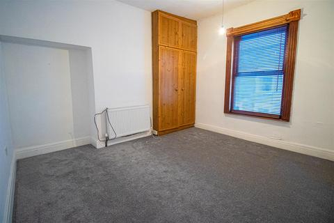 2 bedroom terraced house to rent, 2-Bed Terraced House to Let on Henderson Street, Preston