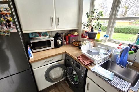2 bedroom flat to rent, Anson Place, London, SE28
