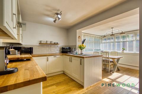 3 bedroom semi-detached house for sale, Southfields, Chesterfield S43