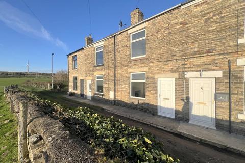 2 bedroom terraced house to rent, Cross Street, Crook