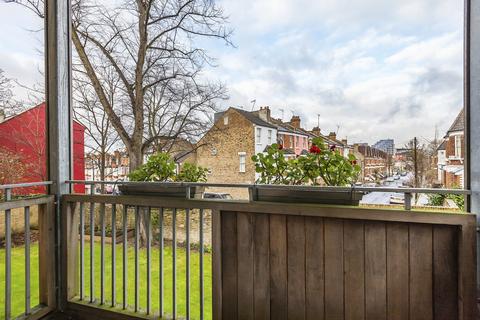 undefined, Highbury Crescent London N5