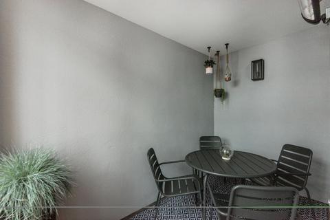 1 bedroom flat to rent, Esker Place, Bethnal Green, London, E2