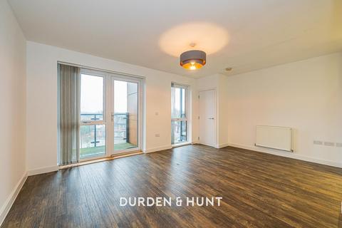 2 bedroom apartment for sale, Gubbins Lane, Harold Wood, RM3
