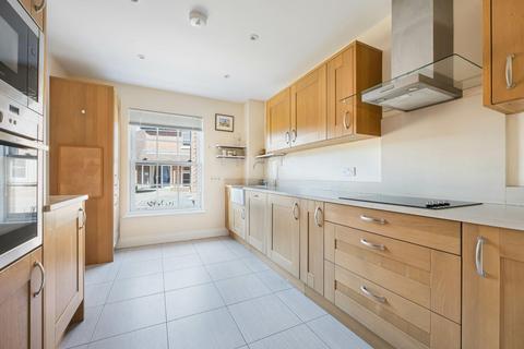 undefined, Bridge Park, Twyford, Reading, Berkshire RG10