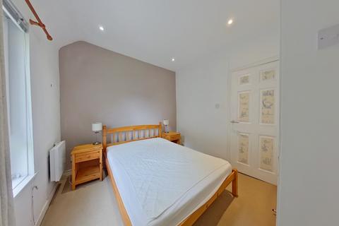 undefined, Bridgend, Dunblane, FK15